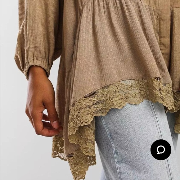 Gimmicks By BKE Size Large Oversized Peplum Shirt Olive Green Gauze Boho Lace - Picture 2 of 10